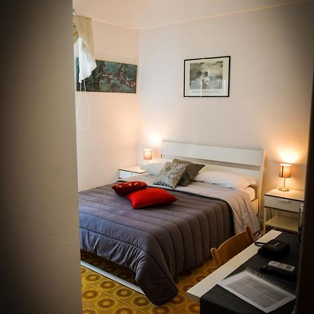 The Artist'S Home Catania Centro Exterior photo